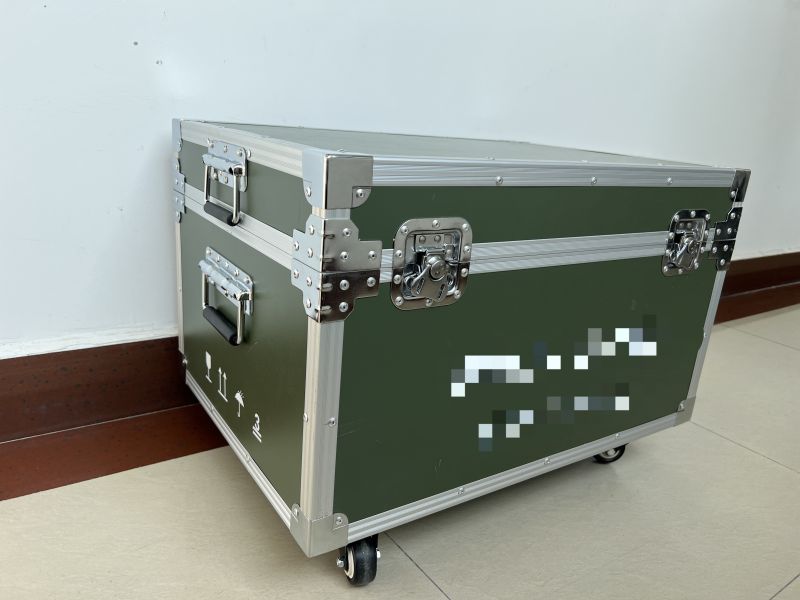 航空箱
